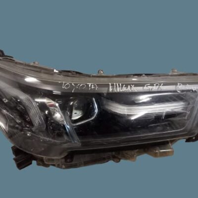 Toyota Hilux GD6 2016-2020 Right Headlight Replacement