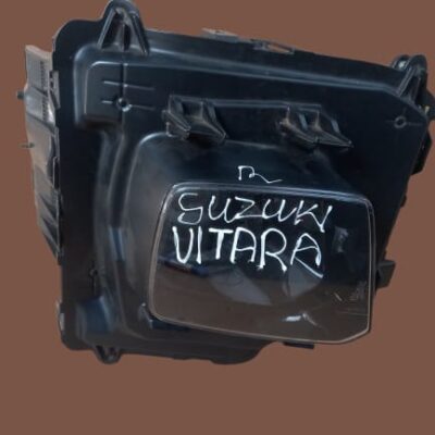 Suzuki Vitara 2022-2025 Right Lower Headlight Replacement