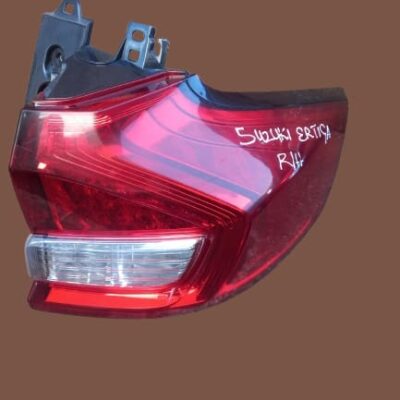 Maruti Suzuki Ertiga 2018-2025 Rear Right Tail Light Replacement