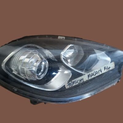 Porsche Macan 2019-2021 Left Headlight Replacement