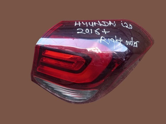 Hyundai i20 2015+ Right Rear Tail Light Replacement