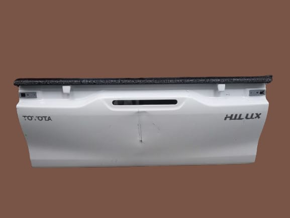 Toyota Hilux GD6 2016 Tailgate Replacement