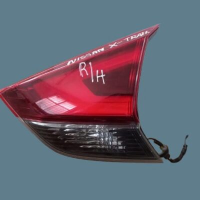 Nissan X-Trail T32 right rear tail light 2014–2022