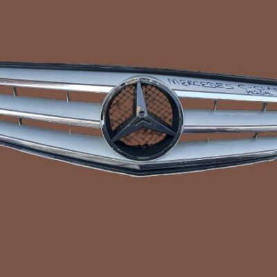 Mercedes-Benz C-Class W204 Front Grille 2007–2011