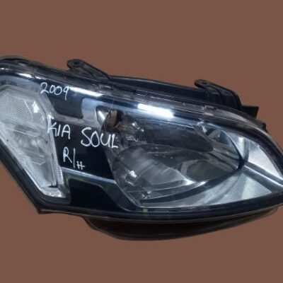 Kia Soul Right Headlight 2009–2013