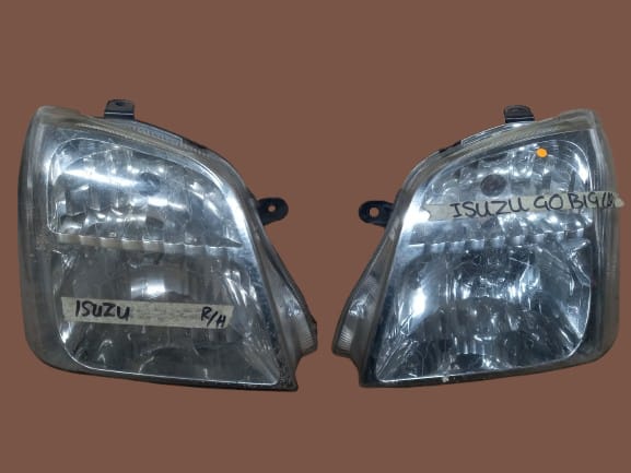 Isuzu KB D-Max Go Big Left & Right Headlights 2004–2007
