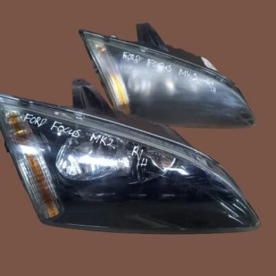Ford Focus MK2 Right Headlight 2005–2008 Black Housing