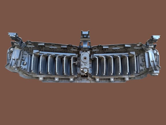 BMW 5 Series G30/G31 Front Kidney Grille 2017–2020 - Image 3