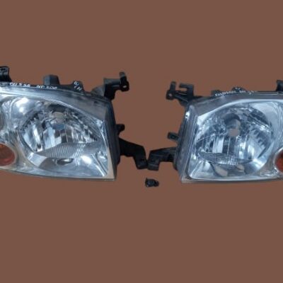 Nissan Pulsar NF302 Left & Right Headlight 2000–2006