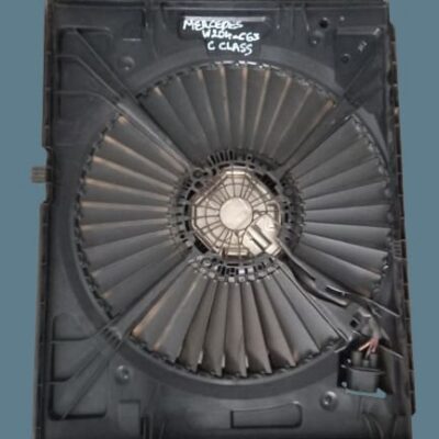 Mercedes-Benz W204 C63 AMG radiator cooling fan for compatible 2007–2014 models