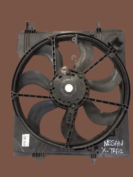 Nissan X-Trail T31 single radiator cooling fan assembly 2007–2013