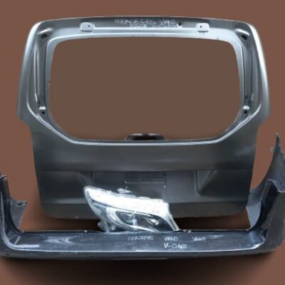Mercedes-Benz Vito V-Class W447 Tailgate, Rear Bumper and Right Headlight