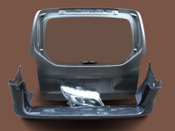 Mercedes-Benz Vito V-Class W447 Tailgate, Rear Bumper and Right Headlight